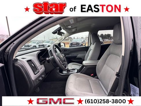 Used 2021 Chevrolet Colorado W/T w/ Custom Special Edition image 17