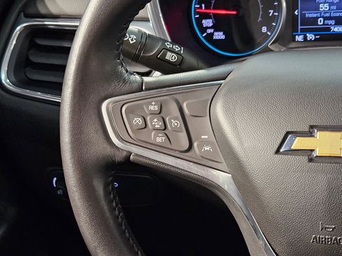 Used 2022 Chevrolet Equinox LT FWD image 27