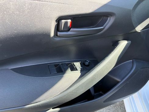 Used 2023 Toyota Corolla LE image 13