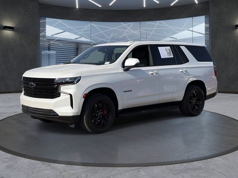 Used 2024 Chevrolet Tahoe RST w/ RST Performance Edition AWD/4WD image 2