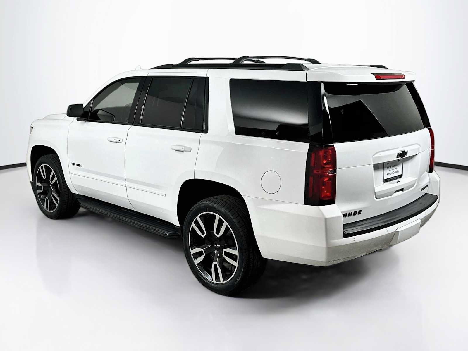 Used 2019 Chevrolet Tahoe Premier AWD/4WD image 3