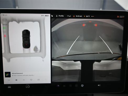 Used 2022 Tesla Model Y Performance AWD/4WD image 9