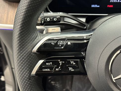 Certified 2025 Mercedes-Benz GLC 300 image 27