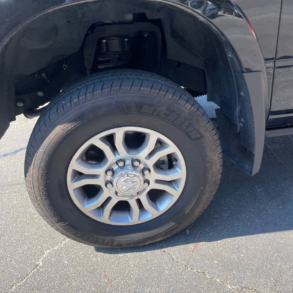 Used 2020 RAM 2500 Limited AWD/4WD image 14