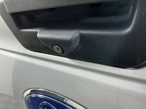 Used 2018 Ford F150 XLT AWD/4WD image 8