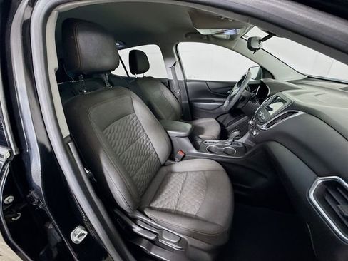 Used 2019 Chevrolet Equinox LT FWD image 29