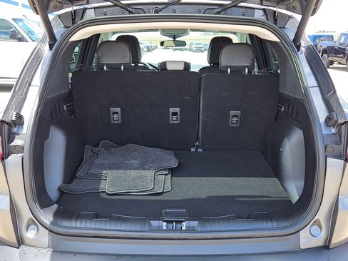 Used 2025 Ford Escape SE FWD image 31