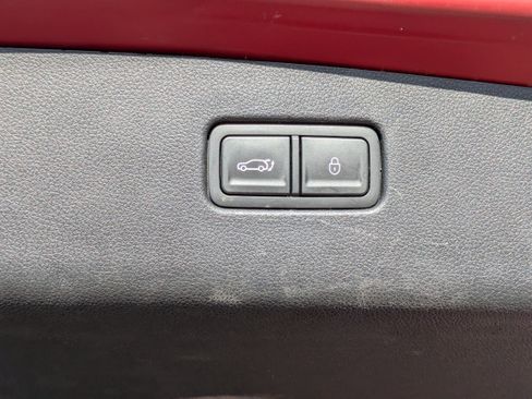 Used 2025 Genesis GV70 2.5T image 14