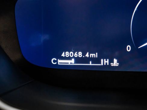 Used 2019 Lincoln Nautilus Select image 14