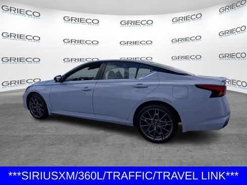 Used 2023 Nissan Altima 2.0 SR FWD image 5