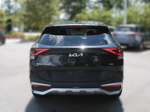 Certified 2024 Kia Sportage LX AWD/4WD image 8