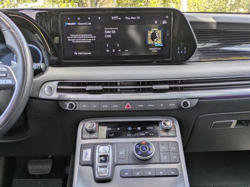 Used 2023 Hyundai Palisade Calligraphy image 14