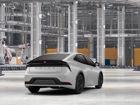 New 2026 Toyota Prius LE FWD image 9