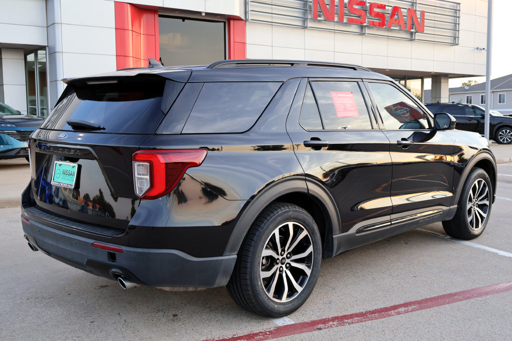 Used 2022 Ford Explorer ST-Line RWD image 7