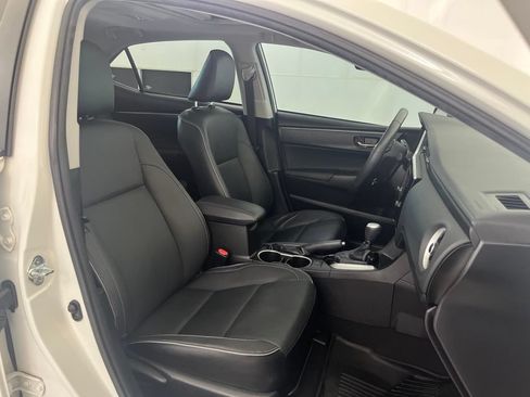 Used 2018 Toyota Corolla XLE FWD image 21