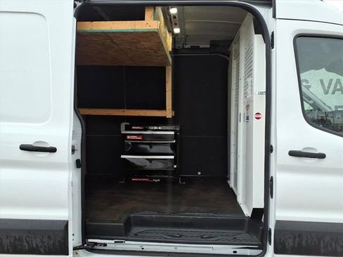 Used 2023 Ford Transit 250 Medium Roof w/ Load Area Protection Package image 21