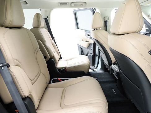 New 2026 INFINITI QX80 Pure w/ Cargo Package AWD/4WD image 39