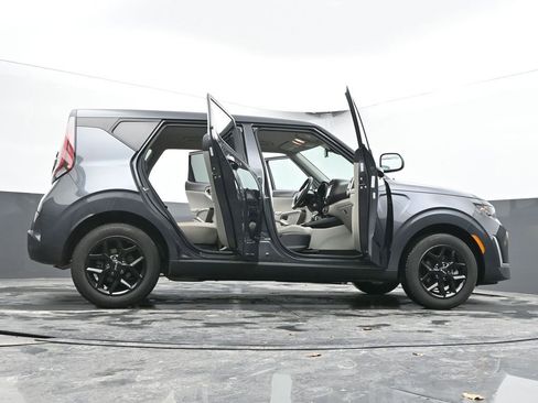 Used 2025 Kia Soul LX w/ LX Technology Package image 93