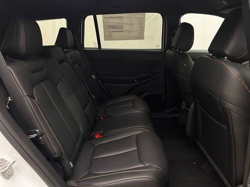 New 2026 Jeep Cherokee Limited AWD/4WD image 15