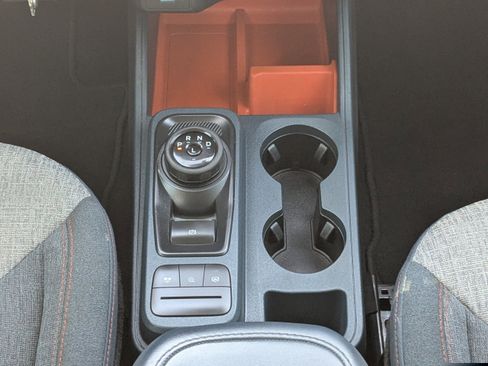 Used 2024 Ford Maverick XLT image 19