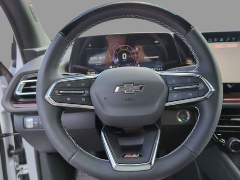 New 2026 Chevrolet Traverse Z71 w/ Enhanced Driving Package AWD/4WD image 28