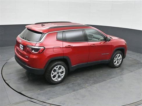 New 2026 Jeep Compass Latitude image 31
