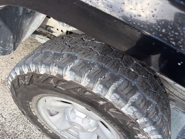 Used 2016 Toyota Tacoma SR5 RWD image 8