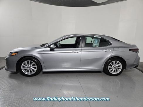 Used 2024 Toyota Camry LE image 3