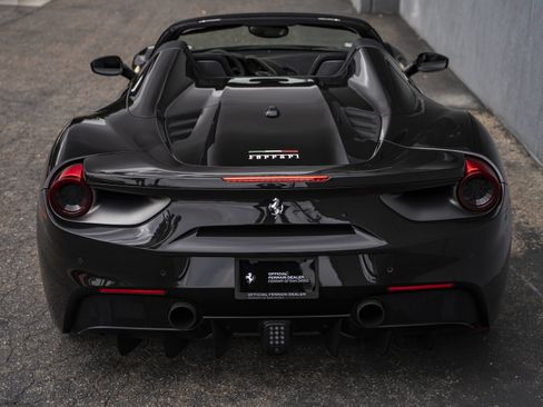 Certified 2017 Ferrari 488 Spider RWD image 4