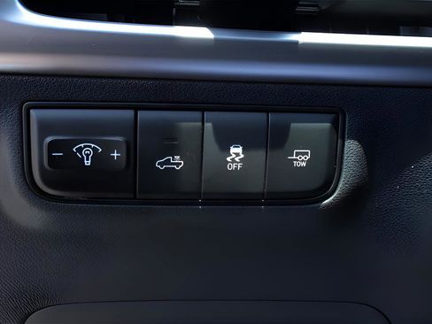 New 2025 Hyundai Santa Cruz Limited image 24