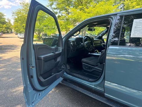 Used 2023 Ford F150 XLT AWD/4WD image 11