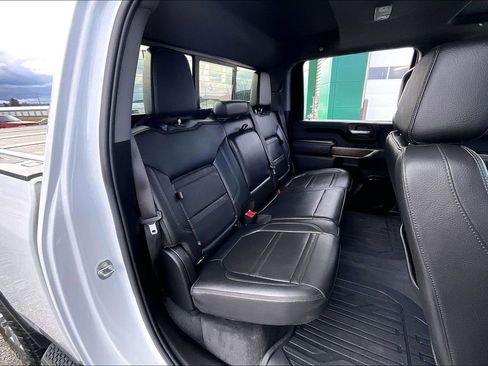 Used 2023 GMC Sierra 3500 Denali w/ Denali Ultimate Package AWD/4WD image 28