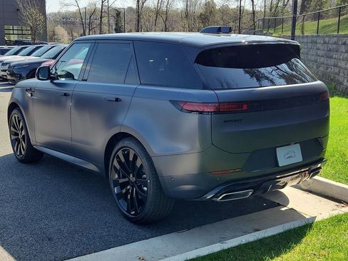 New 2026 Land Rover Range Rover Sport Dynamic SE AWD/4WD image 12