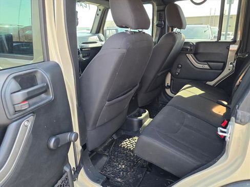 Used 2018 Jeep Wrangler Unlimited Sport image 6