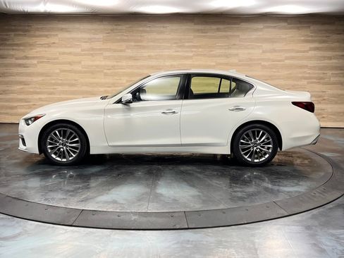 Used 2019 INFINITI Q50 Luxe w/ Essential Package (3.0T Luxe) image 19