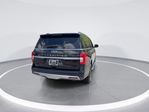 Used 2024 Ford Expedition XLT RWD image 7