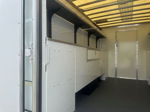 New 2025 Chevrolet Express 4500 w/ Power Convenience Package image 6