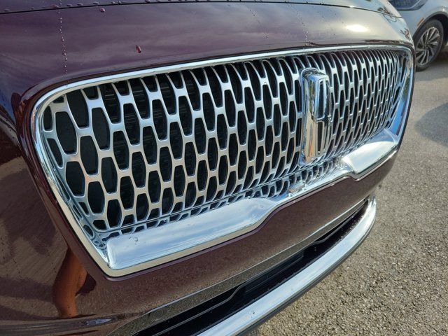 Certified 2023 Lincoln Nautilus Reserve w/ Equipment Group 201A AWD/4WD image 13
