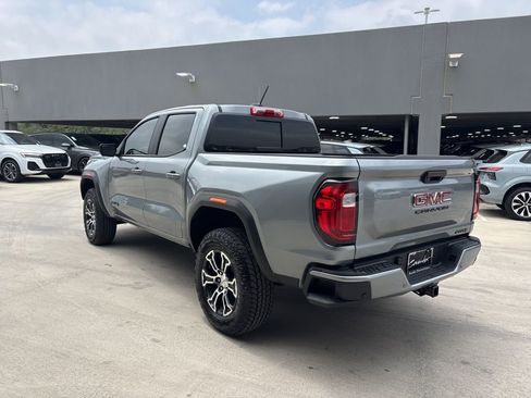 Used 2025 GMC Canyon AT4 w/ Technology Plus Package AWD/4WD image 8