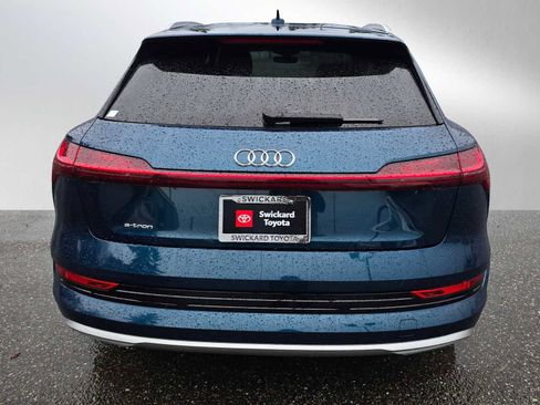 Used 2019 Audi e-tron Premium Plus image 4