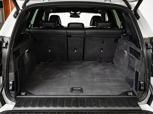 Certified 2025 BMW X5 xDrive40i image 17