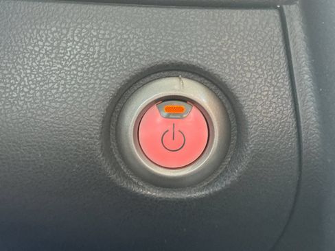 Used 2017 Nissan Leaf S FWD image 21