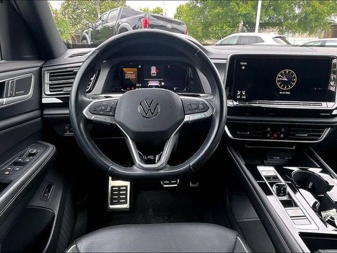 Certified 2024 Volkswagen Atlas Cross Sport SEL Premium R-Line AWD/4WD image 4