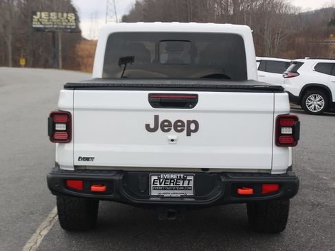 Used 2024 Jeep Gladiator Mojave image 6