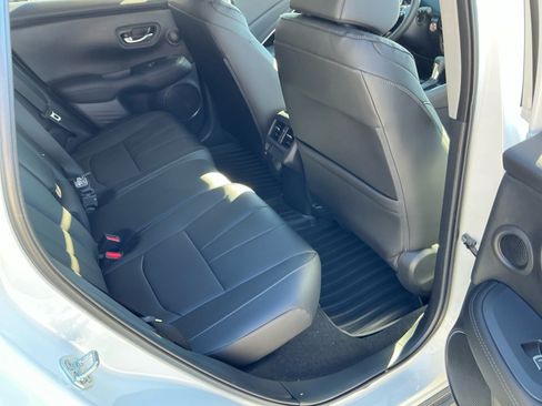 Used 2025 Acura ADX AWD image 28