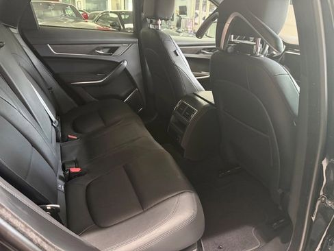 Used 2021 Jaguar F-PACE S image 8