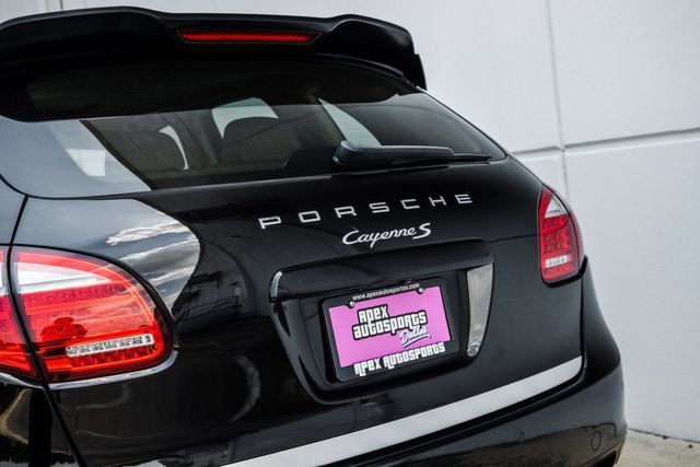 Used 2014 Porsche Cayenne S AWD/4WD image 30