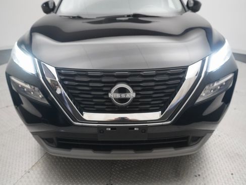 Certified 2023 Nissan Rogue SV image 21