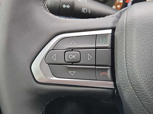 New 2026 Jeep Compass Latitude image 23