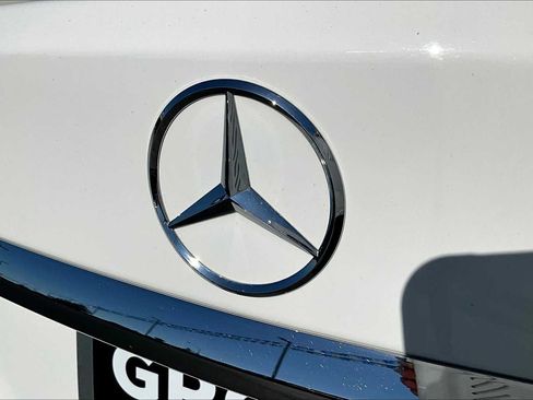 Used 2021 Mercedes-Benz C 300 Sedan image 30